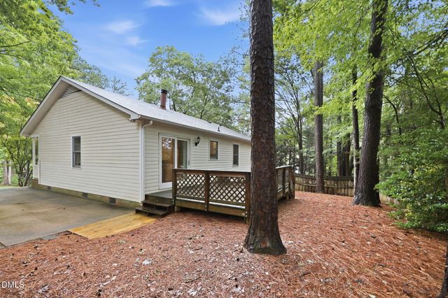 101 Cathedral Way, Cary, NC 27513