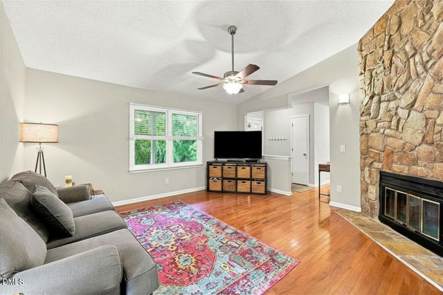101 Cathedral Way, Cary, NC 27513