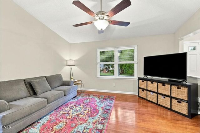 101 Cathedral Way, Cary, NC 27513