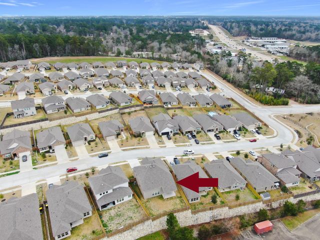 679 Red Elm Lane, Conroe, TX 77304