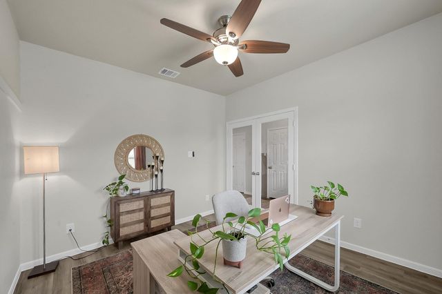 679 Red Elm Lane, Conroe, TX 77304