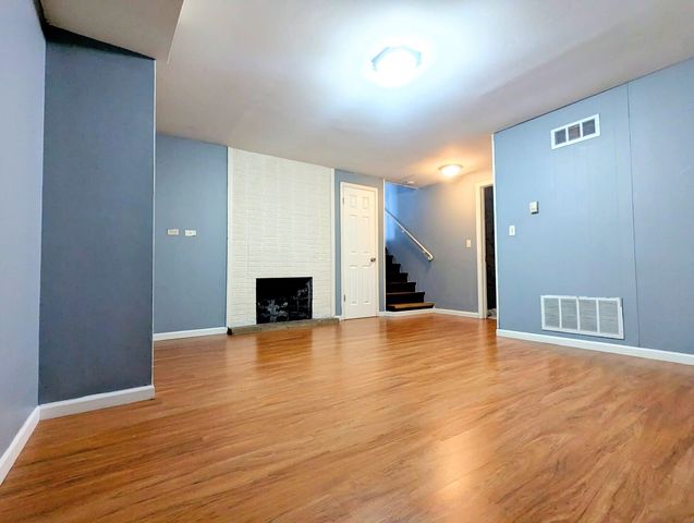 2209 Melrose Avenue, Waukegan, IL 60085