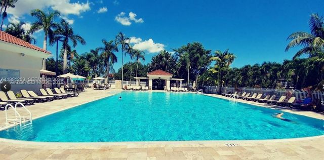 5753 NW 98th Ave, Doral, FL 33178