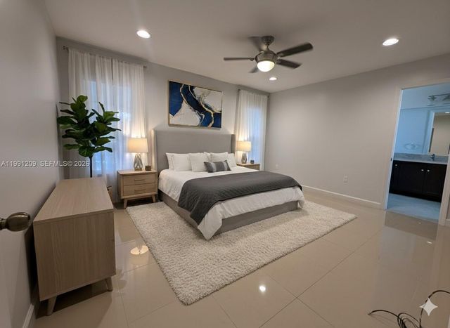 5753 NW 98th Ave, Doral, FL 33178