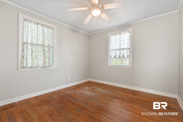 5105 E Village Circle, Mobile, AL 36608