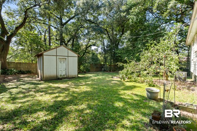5105 E Village Circle, Mobile, AL 36608
