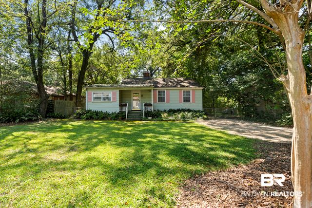 5105 E Village Circle, Mobile, AL 36608