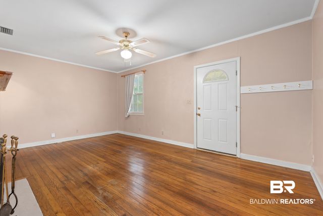 5105 E Village Circle, Mobile, AL 36608