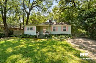 5105 E Village Circle, Mobile, AL 36608