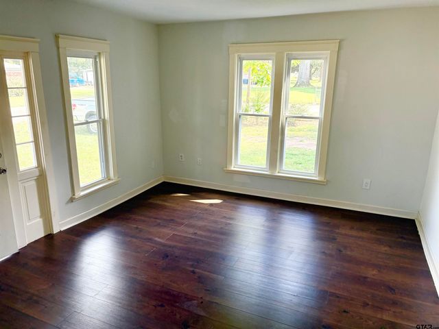206 LIVE OAK, Winnsboro, TX 75494