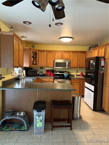 13506 Laughter Ct, Chesterfield, VA 23831