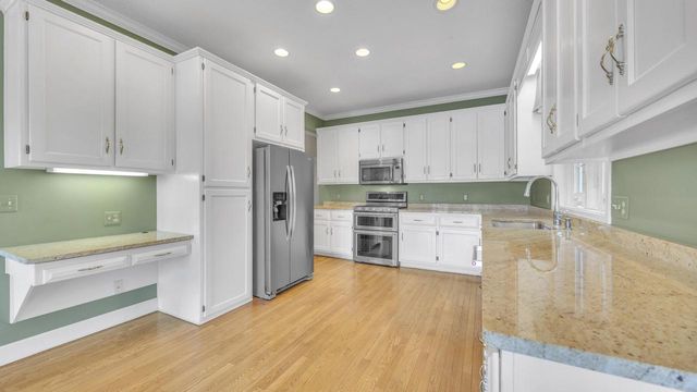 516 Sir Howard CIRCLE, Kohler, WI 53044