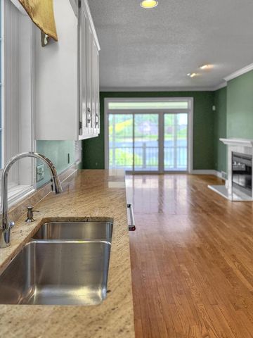 516 Sir Howard CIRCLE, Kohler, WI 53044