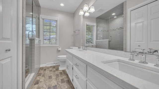 516 Sir Howard CIRCLE, Kohler, WI 53044