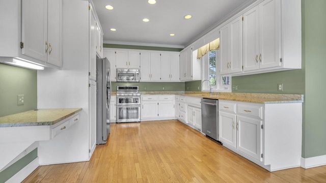 516 Sir Howard CIRCLE, Kohler, WI 53044