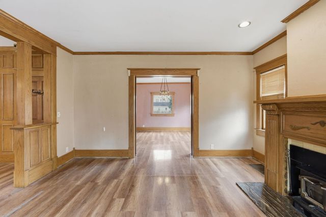 1214 W Riverside, Wichita, KS 67203