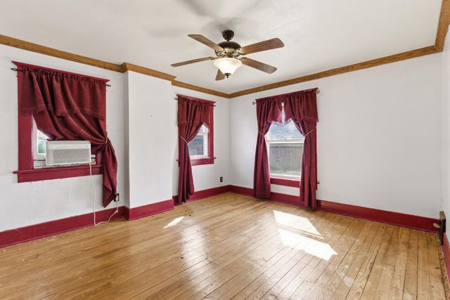 1214 W Riverside, Wichita, KS 67203