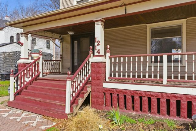 1214 W Riverside, Wichita, KS 67203