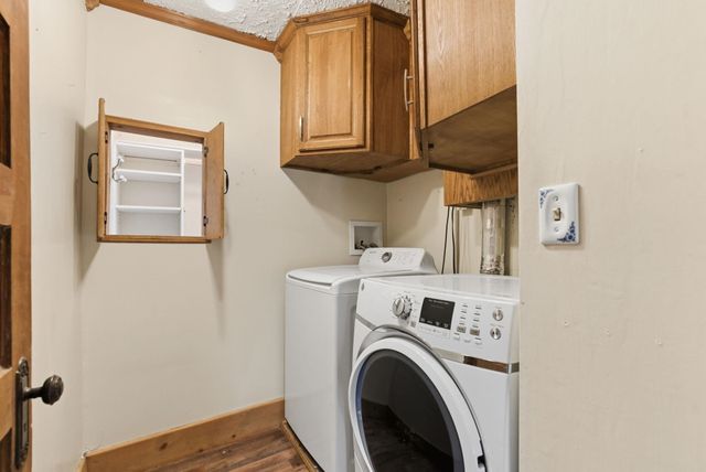 1214 W Riverside, Wichita, KS 67203