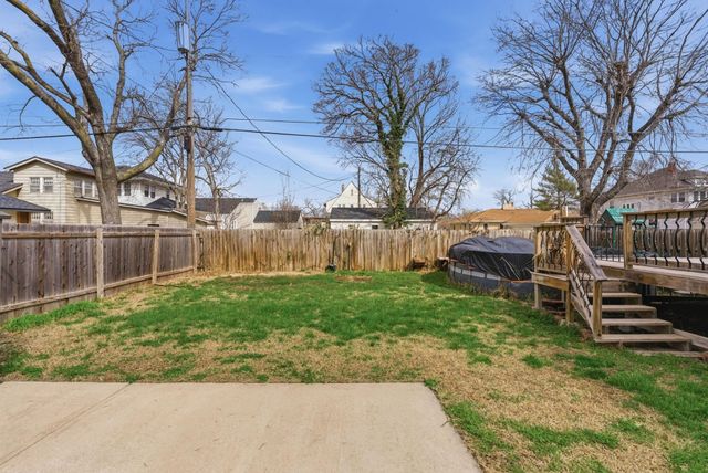 1214 W Riverside, Wichita, KS 67203