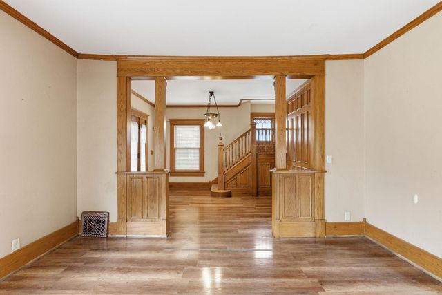 1214 W Riverside, Wichita, KS 67203