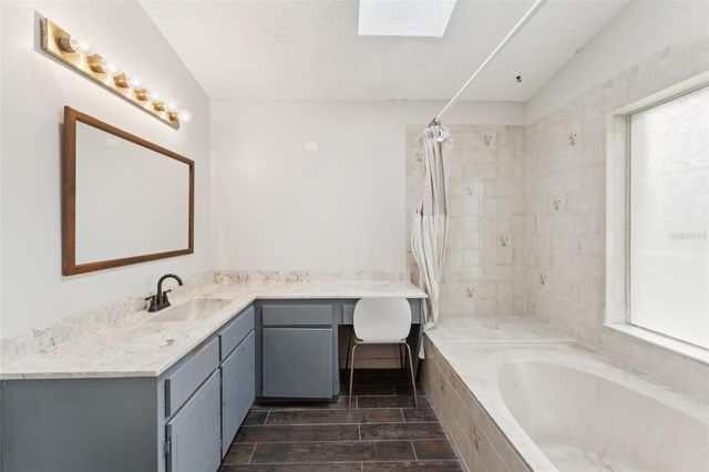 40 FLOWER HILL LANE, Palm Coast, FL 32137