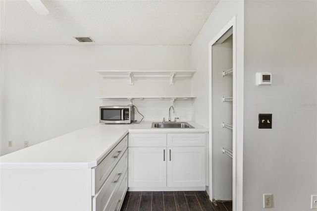 40 FLOWER HILL LANE, Palm Coast, FL 32137