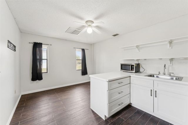 40 FLOWER HILL LANE, Palm Coast, FL 32137