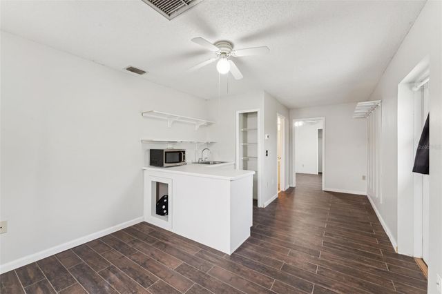 40 FLOWER HILL LANE, Palm Coast, FL 32137