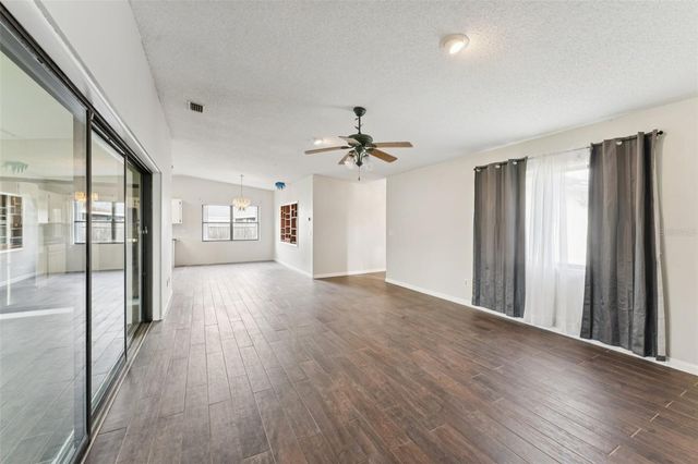 40 FLOWER HILL LANE, Palm Coast, FL 32137