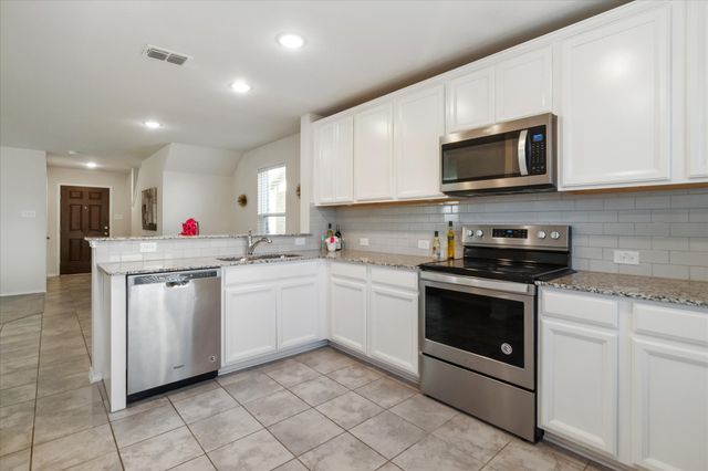 1605 Petrolia Drive, Forney, TX 75126