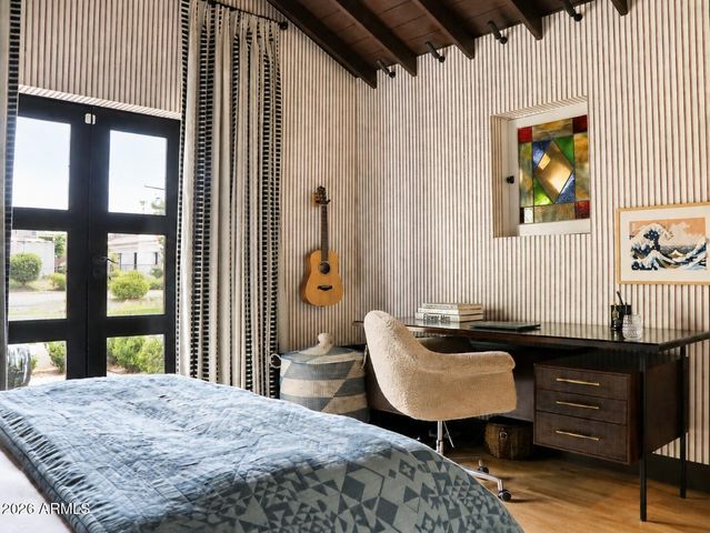 61 W WILSHIRE Drive, Phoenix, AZ 85003