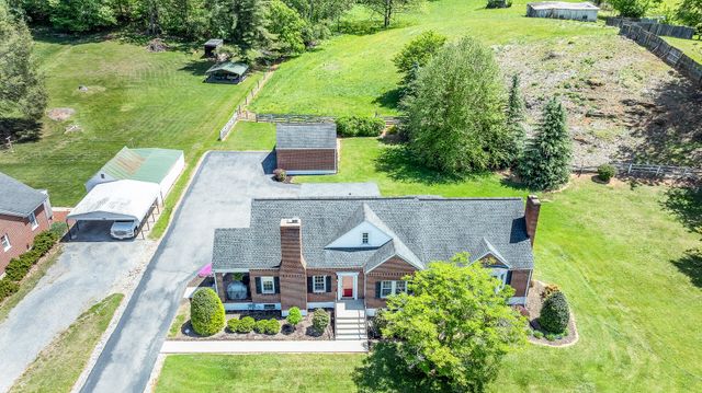 5654 Lee Hwy, Troutville, VA 24175