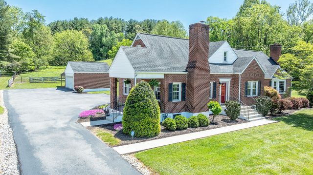 5654 Lee Hwy, Troutville, VA 24175