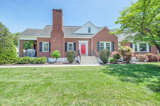 5654 Lee Hwy, Troutville, VA 24175