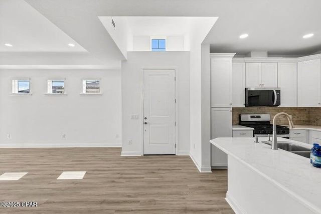 8912 Parrot Place, Panama City Beach, FL 32413