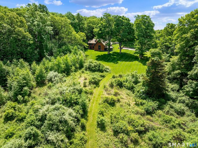 240 Umpawaug Road, Redding, CT 06896