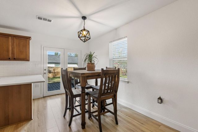 287 Pecan Drive, Pottsboro, TX 75076