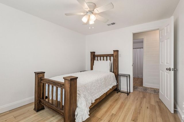 287 Pecan Drive, Pottsboro, TX 75076