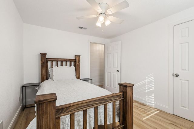 287 Pecan Drive, Pottsboro, TX 75076