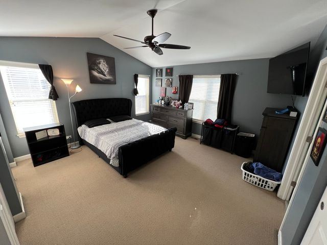 380 Risen Star Lane 380, Oswego, IL 60543