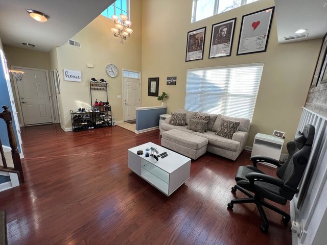 380 Risen Star Lane 380, Oswego, IL 60543