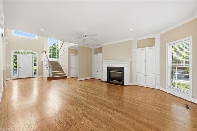105 Creekstone Court, Winston-salem, NC 27104