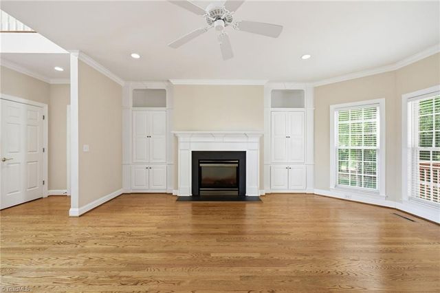 105 Creekstone Court, Winston-salem, NC 27104
