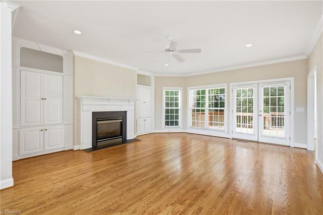 105 Creekstone Court, Winston-salem, NC 27104
