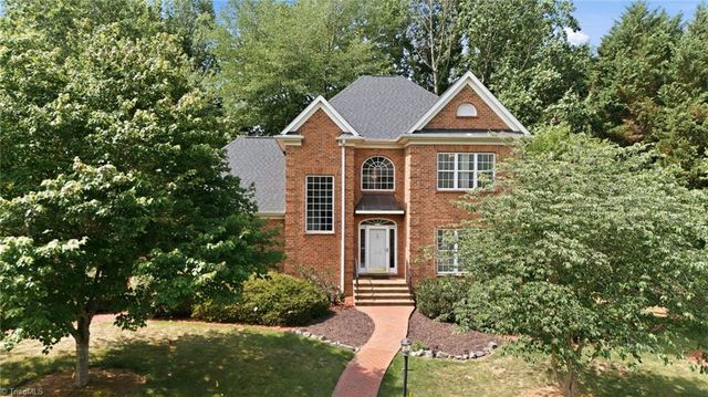 105 Creekstone Court, Winston-salem, NC 27104