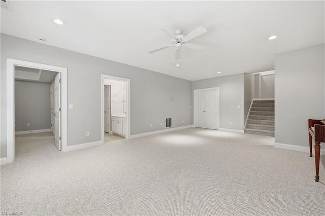 105 Creekstone Court, Winston-salem, NC 27104