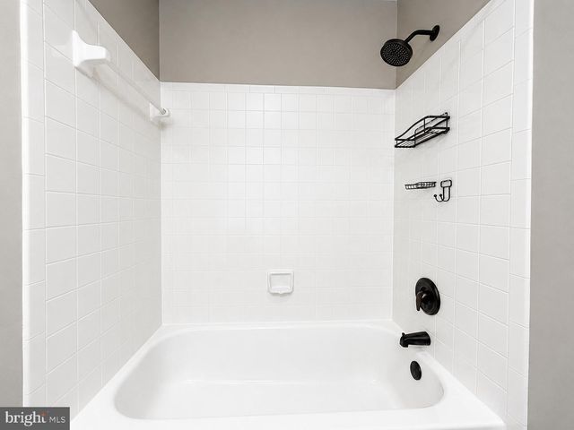 15 ENGLISH OAK CIR, Fredericksburg, VA 22408