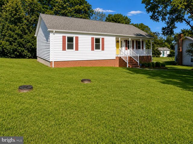 15 ENGLISH OAK CIR, Fredericksburg, VA 22408