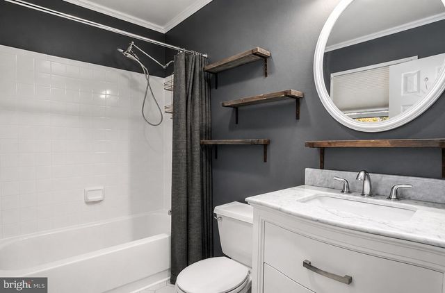 15 ENGLISH OAK CIR, Fredericksburg, VA 22408
